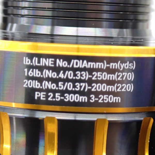 １６ＢＧ４０００Ｈ